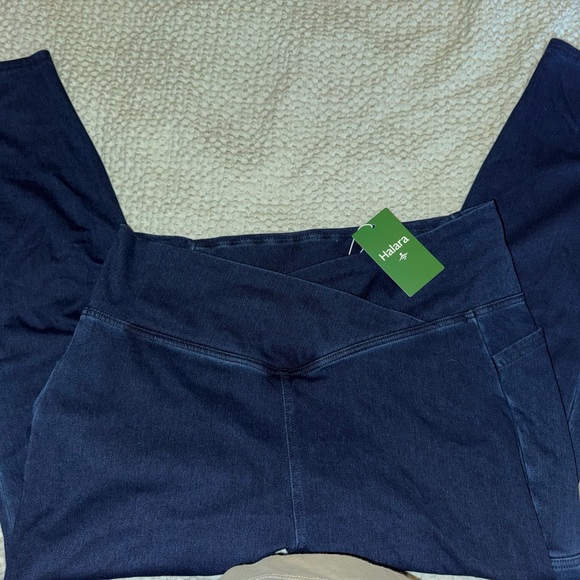 HALARA Denim - HALARA JEGGINGS NWT